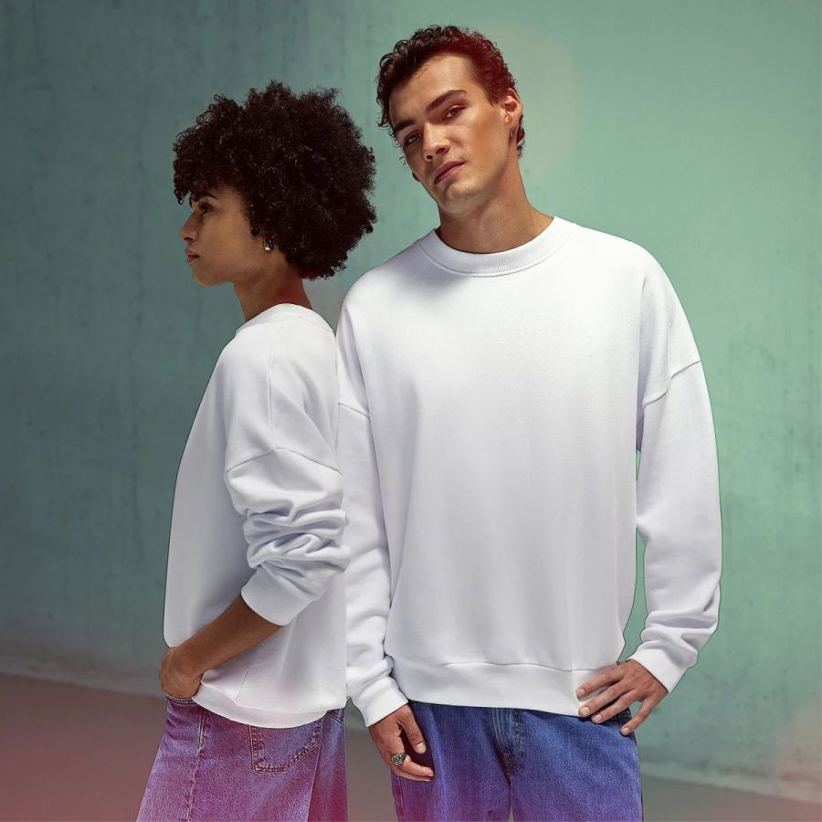 Oversized sweater met eigen DTF logo/tekening (Gender-Neutraal)